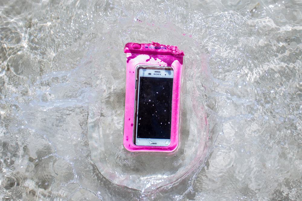 The waterproof phone case making COVID slightly more bearable Seaquatix The waterproof phone case making COVID slightly more bearable Seaquatix